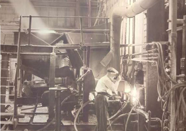 historical photo of glass production